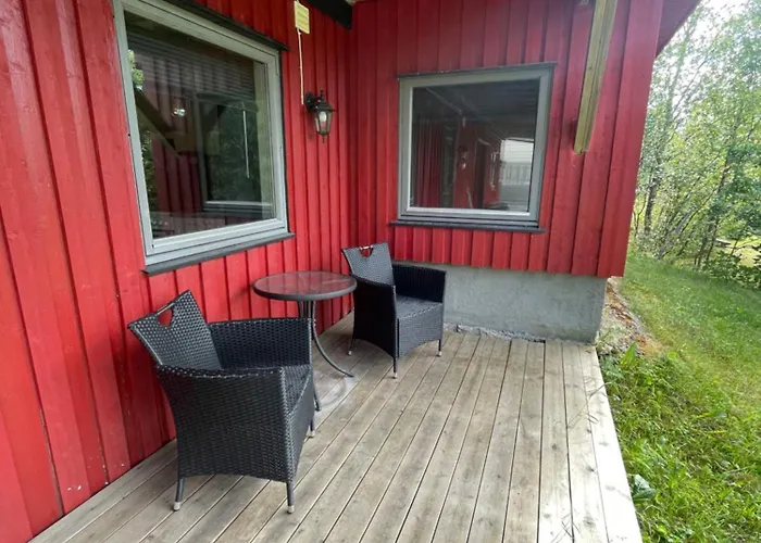 Sentral Og Romslig Naert Senja Apartmán *