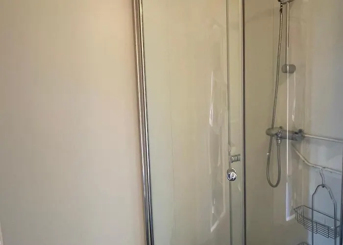 Sentral Og Romslig Naert Senja Apartamento Finnsnes